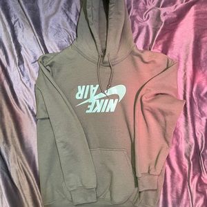 Jordan x Travis Scott Cactus Jack Highest In The Room Olive Green Hoodie Medium